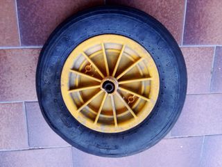 ferramenta RUOTA CARRIOLA (CO PROBLEMI)