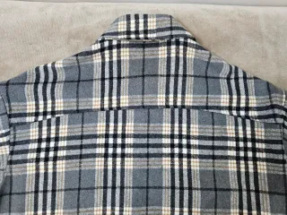 Sobrecamisa cuadros gris y blanco