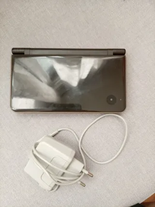 Nintendo DSi XL