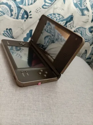Nintendo DSi XL
