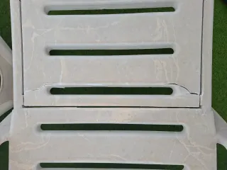 4 Tumbonas de Plástico Blancas