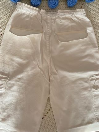 Conjunto: vaquero Zara blanco talla 34 top talla S