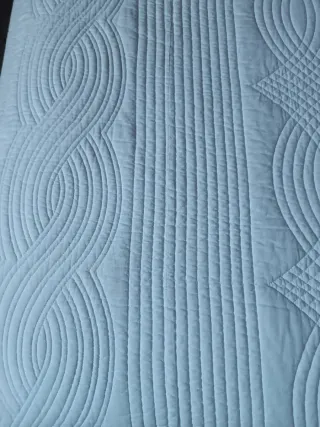 Colcha blanca para cama