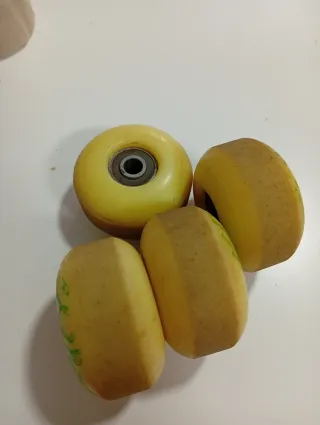 Ruedas de Skate Amarillas