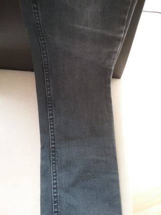 Pantalón vaquero skinny negro chico 164cm
