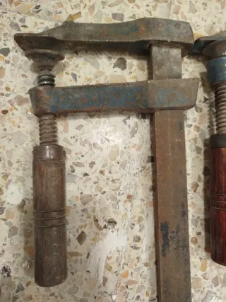 2 Sargentos de carpintero