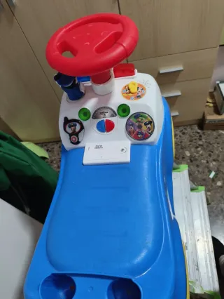 Coche correpasillos policía Mickey...regalo orinal