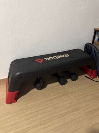 Banco Step Reebok con Pesas