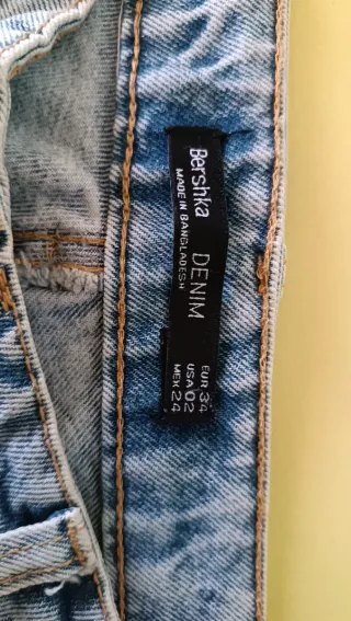 Vaqueros Bershka Talla XS a 1€ Mi perfil todo a 1€