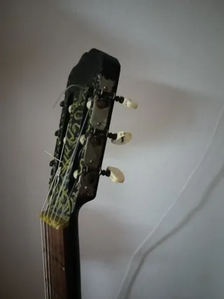 Guitarra Clásica Negra