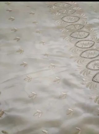 Colcha de raso cama matrimonio