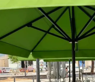 Sombrillas de terraza hostelería parasoles y Told