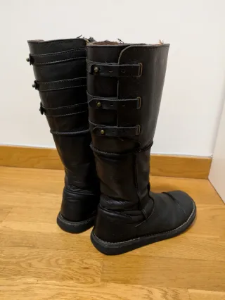 Botas altas cuero Kickers negras