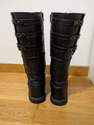 Botas altas cuero Kickers negras