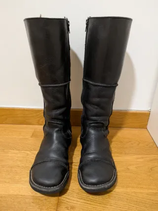 Botas altas cuero Kickers negras