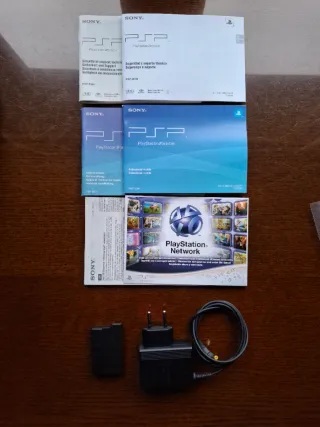 PSP 3004 Negra Blanca con Diseño