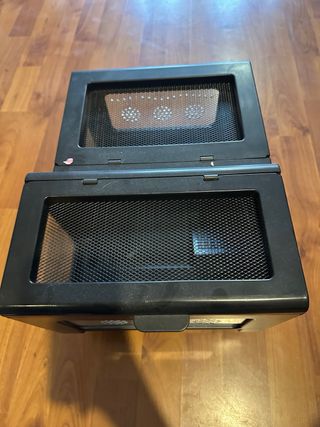 Terrario para reptiles/anfibios negro