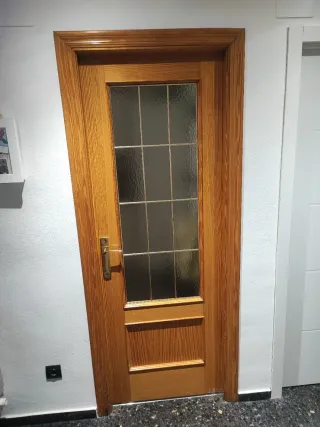 Puerta de madera para cocina