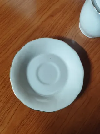 Juego de café porcelana blanco y plata