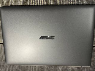 Portátil Asus i7 3517U/4GB/256GB