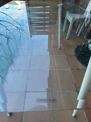 Mesa de cristal templado moderna