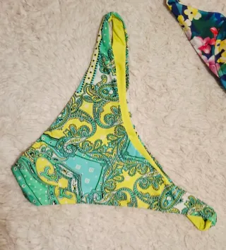 Yamamay Set Bikini Tg.2 (M) Rosso e Fantasia