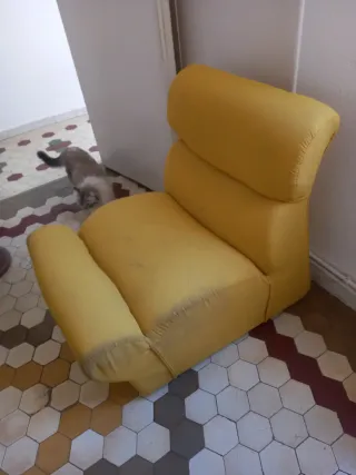 Sillón vintage tela amarillo