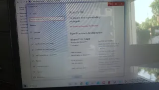 Ordenador portátil LENOVO