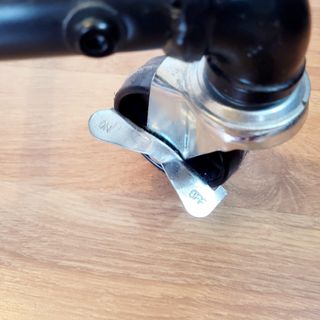 Burro doble altura negro ruedas