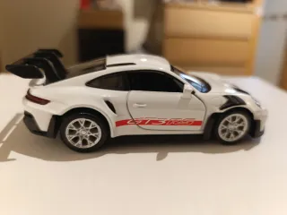 Miniatura 1:36 Porsche 911 GT3 RS