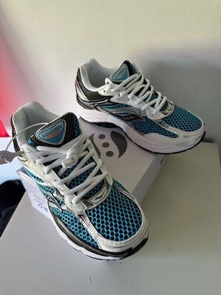 Zapatillas Saucony Pro Grid Omni 9 Talla 43