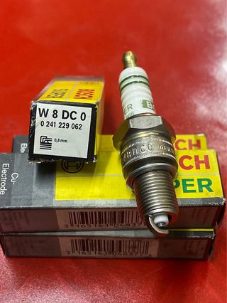 Bujía Bosch Súper W8DCO (1 unidad)