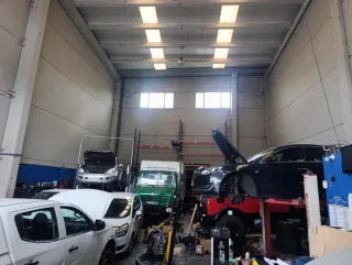 Nave en alquiler taller mecánico