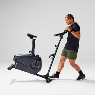 Bicicleta Estática EB900 B Conectada Autoalimentada