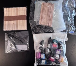 MOLDES Y ACCESORIOS RESINA