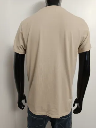Camiseta Bershka Estampada Beige