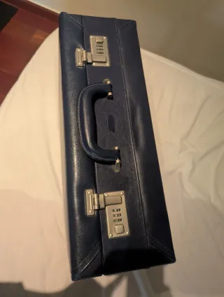 Maletín Vintage Azul con Cierres Combinación