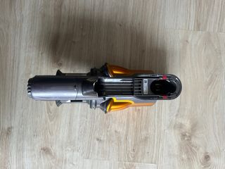 Cuerpo Aspirador Dyson V12, no funciona