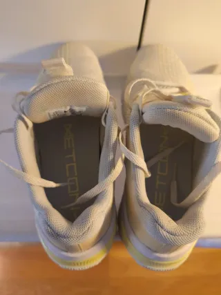 Zapatillas Nike Metcon 8 Blancas y Amarillas