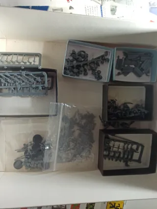 Caballeros medievales 28mm Perry Miniatures