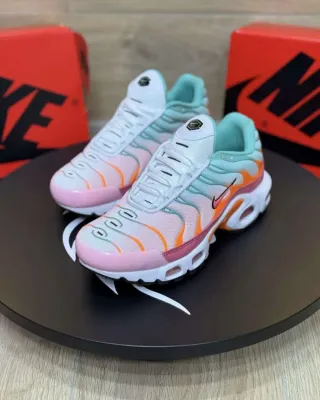 Zapatillas New Balance 530 Blancas y Plateadas