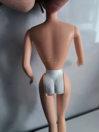 Barbie Hip 2 Be Square Morena 2000