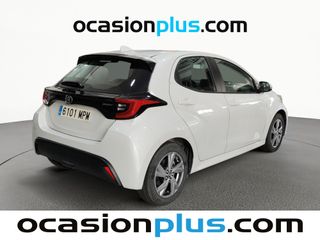 Toyota Yaris 120H Active Plus 85 kW (116 CV)