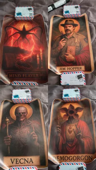 4 Stampe Santini Stranger Things