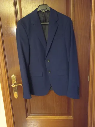 Traje de caballero azul