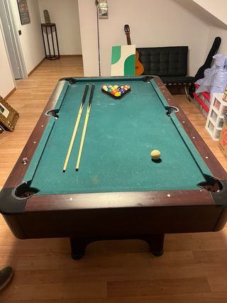Mesa de billar verde