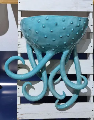 Vaso da muro a forma di polpo