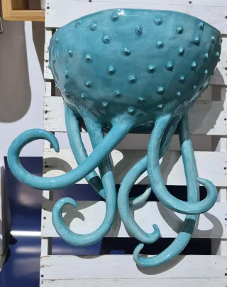 Vaso da muro a forma di polpo