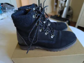 Botas Massimo Dutti azul marino ante