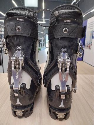 Botas Esquí Travesía ATOMIC Backland NC HOMBRE NEGRO BLANCO